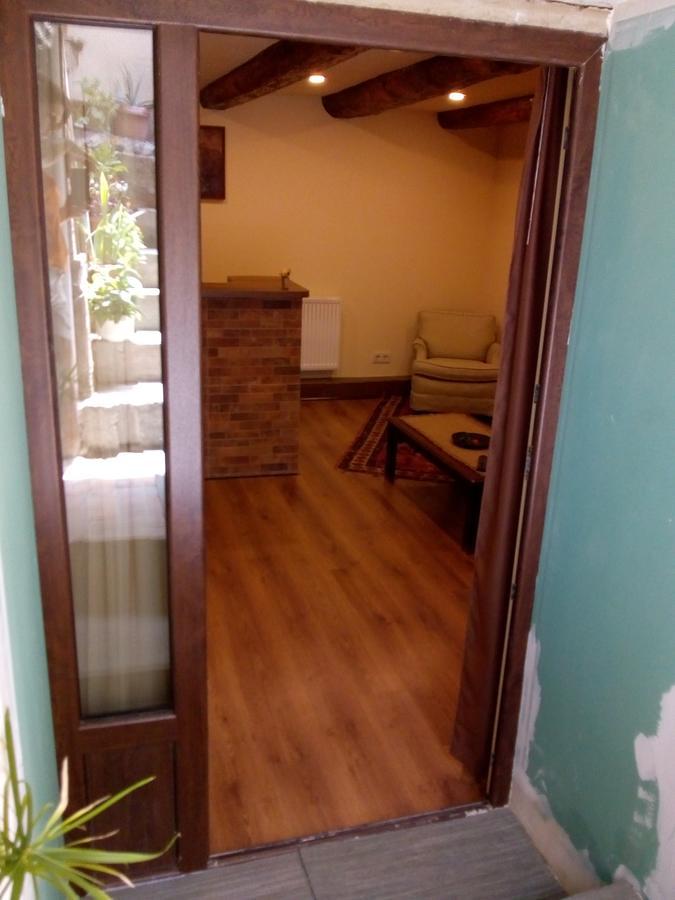 Low Budget Room With King Size Bed Tbilisi Eksteriør billede