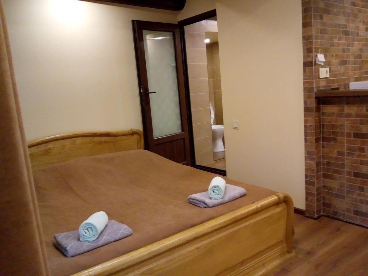 Low Budget Room With King Size Bed Tbilisi Eksteriør billede