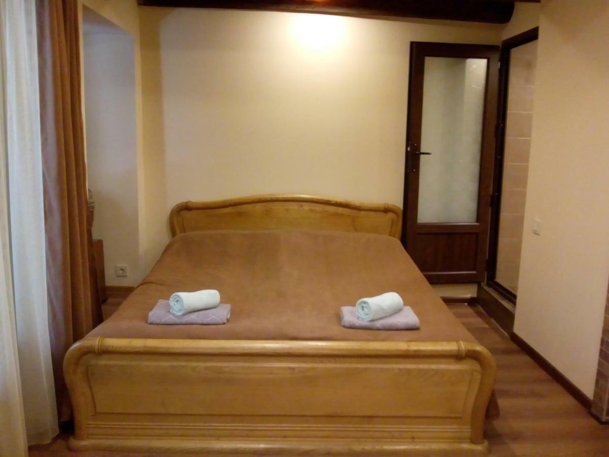 Low Budget Room With King Size Bed Tbilisi Eksteriør billede